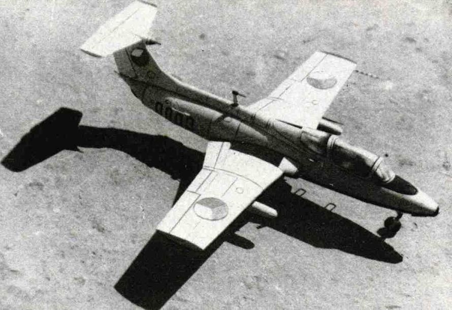 Maly Modelarz - 8/1963 - Тренировочный самолет L-29 magazine