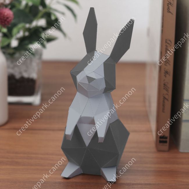 Полигональный кролик (серый) paper model