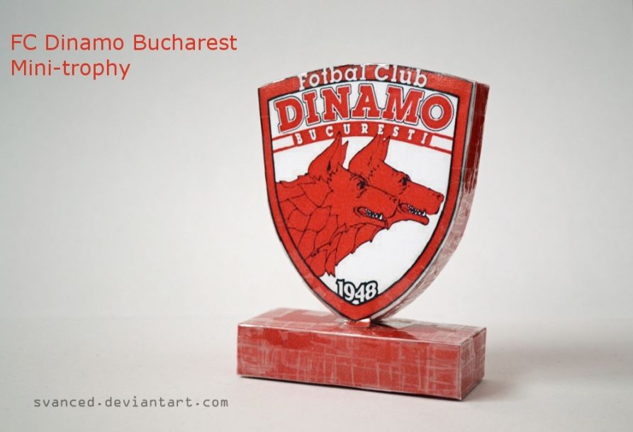 Эмблема ФК Динамо Бухарест paper model