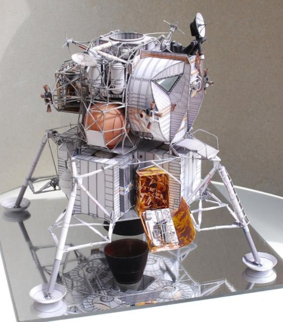 Лунный модуль LM-7 Аквариус (Аполлон-13) paper model