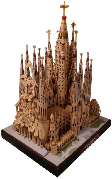 Храм Святого Семейства, Испания paper model