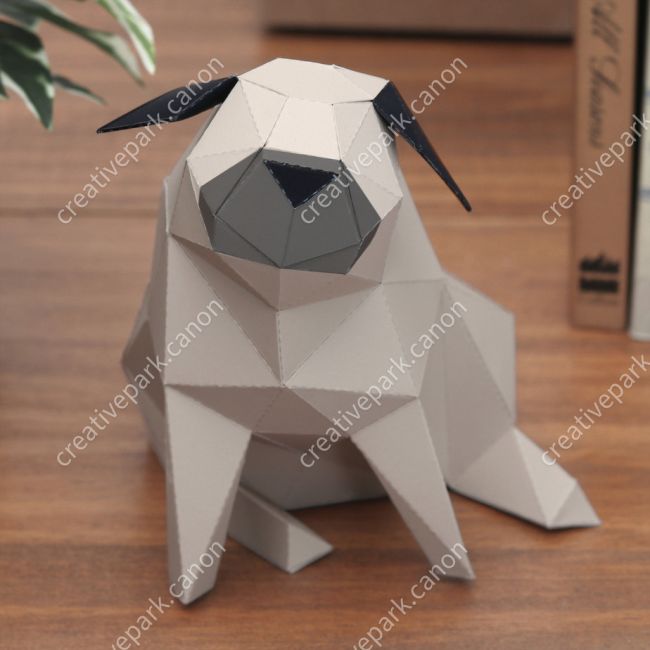 Полигональный мопс (серебристый) paper model