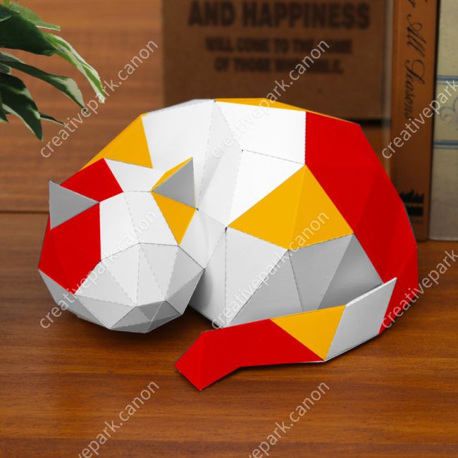 Полигональные кошки (красная и жёлтая) paper model