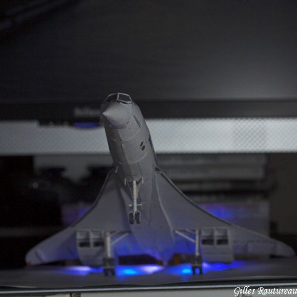Сверхзвуковой пассажирский самолет Aerospatiale-BAC Concorde Air France paper model