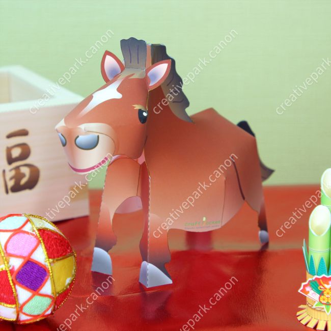 Лошадь paper model