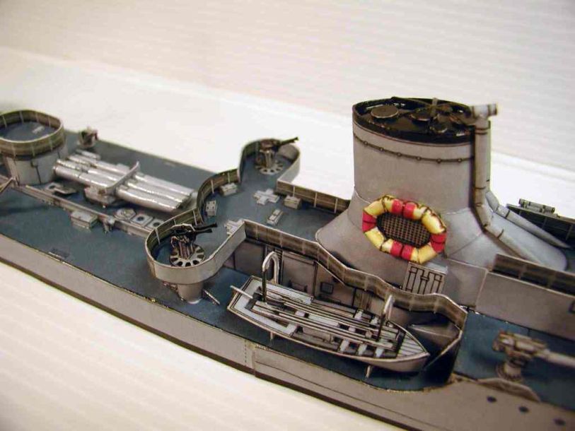 Крейсер Vittorio Alfieri paper model