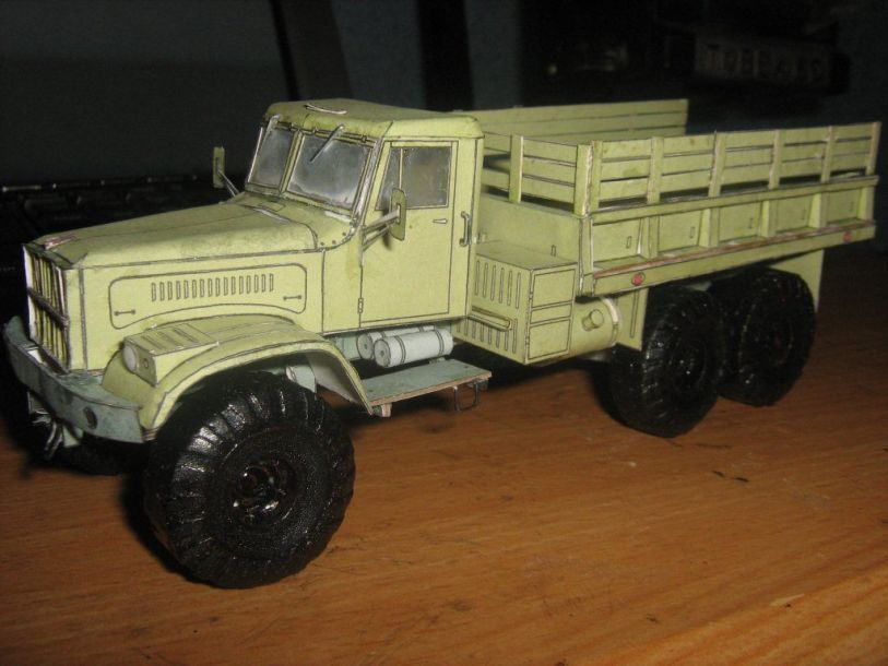 Novamodel - 1 - Грузовой автомобиль КрАЗ-255Б, масштаб 1:32 magazine