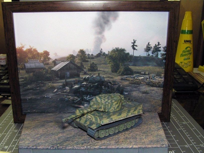 Бронекоробочка - 009 - Танк Тигр I и фоторамка World of Tanks magazine