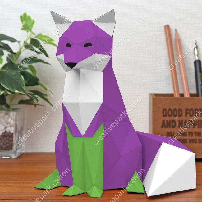 Полигональные лисы (фиолетовая и зелёная) paper model